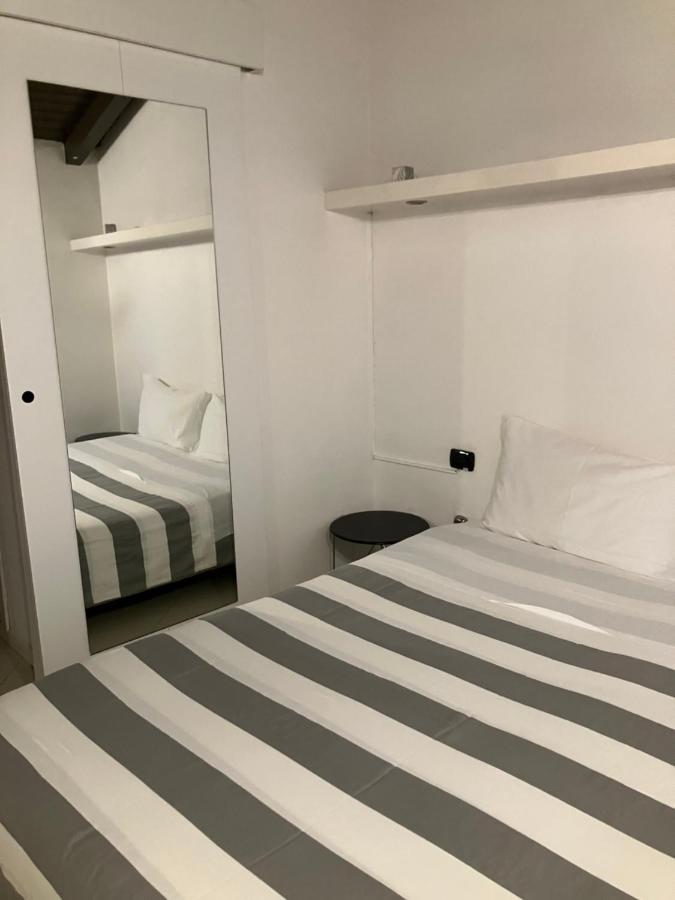 ベルガモCute And Cozy Centro Citta'アパートメント エクステリア 写真